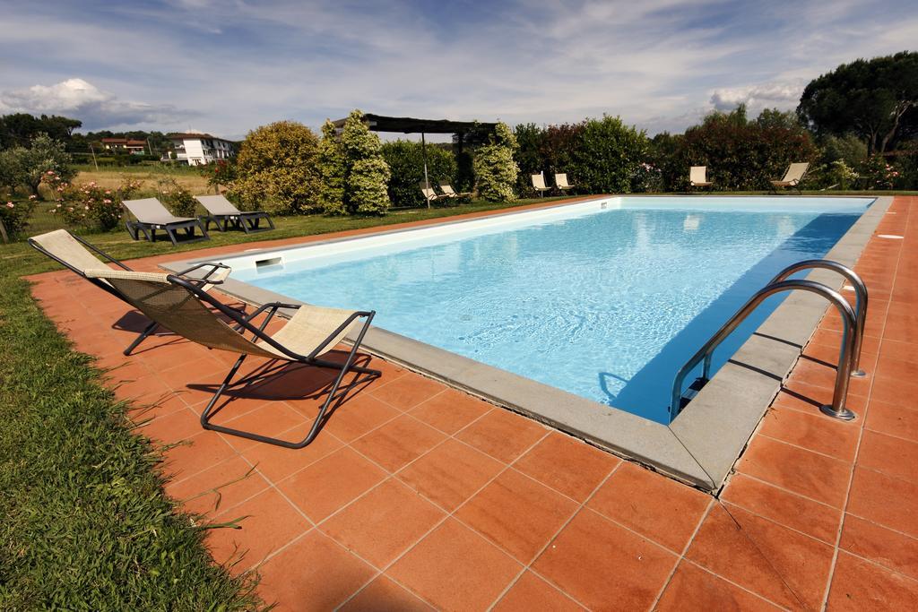 Agriturismo Ai Linchi Лукка Экстерьер фото